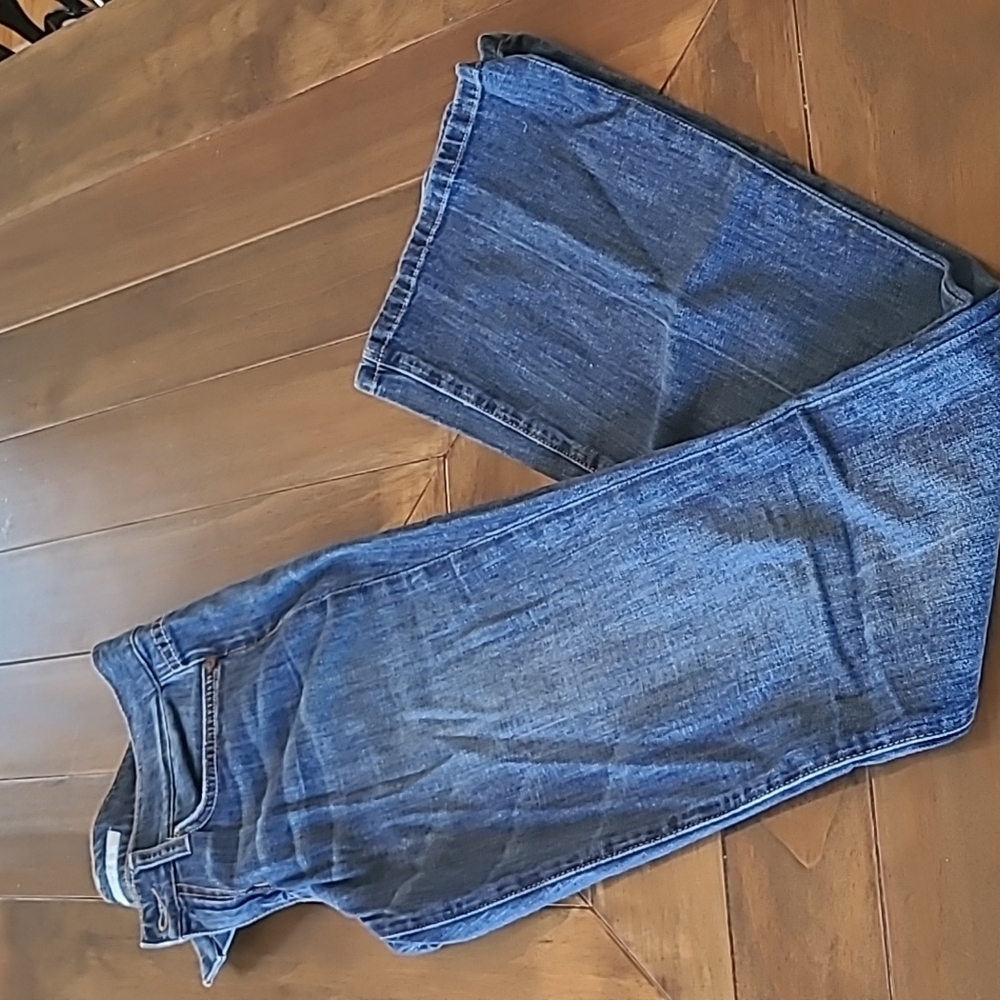 Joe's Rocker flare Jean's size 28